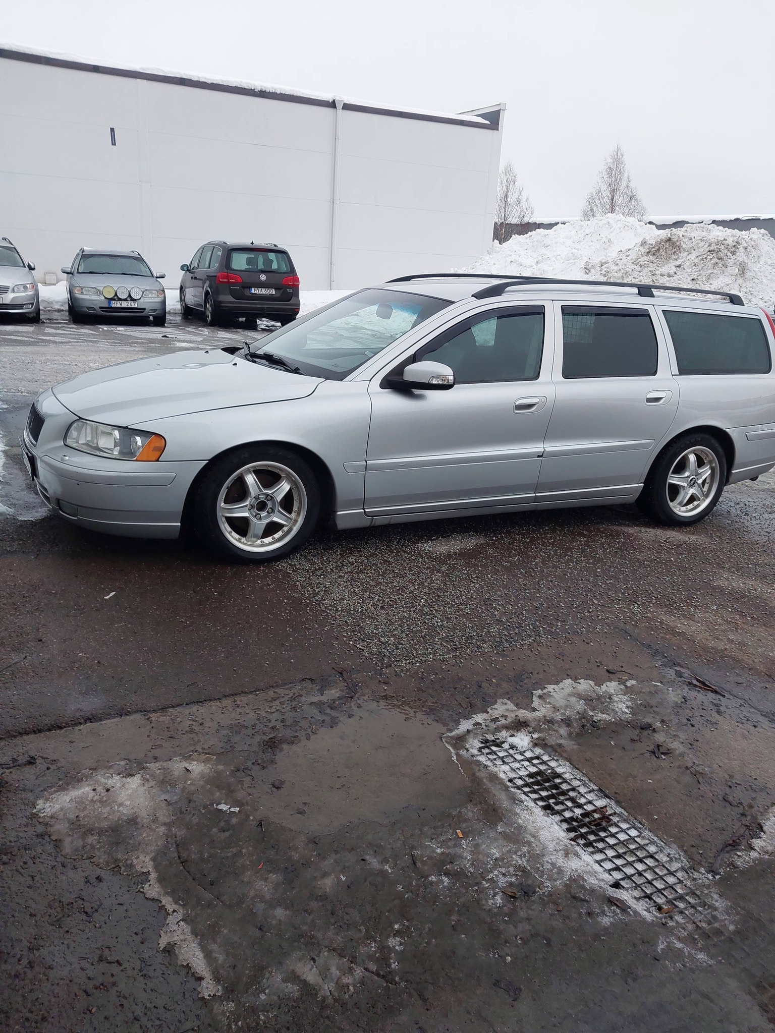 Foto från bygget av Volvo V70 a-traktor